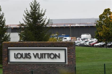 adresse louis vuitton st pourcain sur sioule|Louis Vuitton .